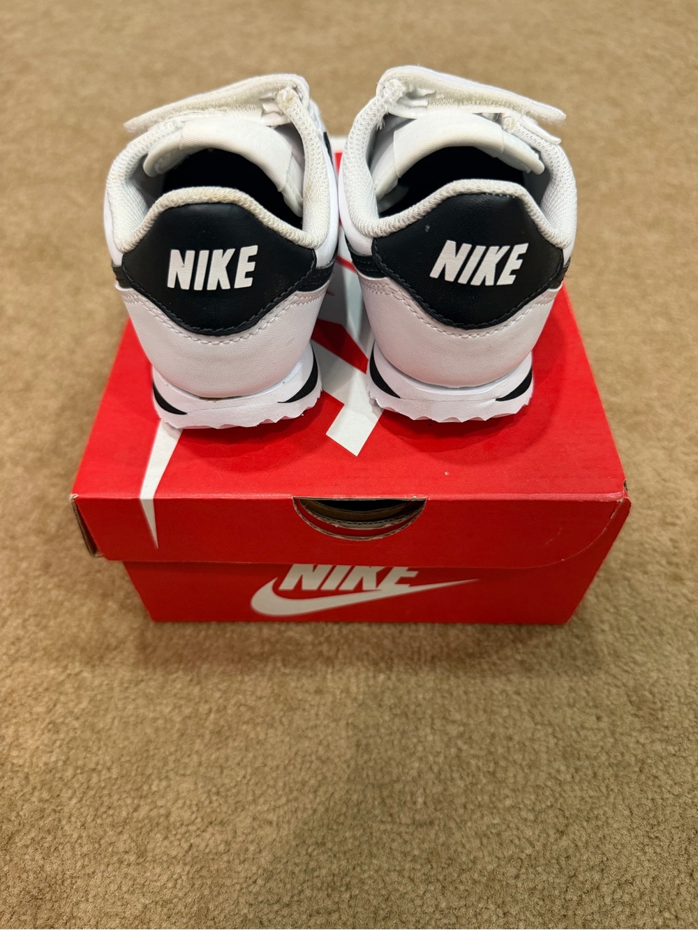 Nike Kids White and Black Retro Runner Sneakers